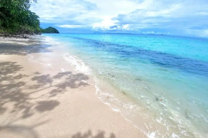 Abang Island Beach