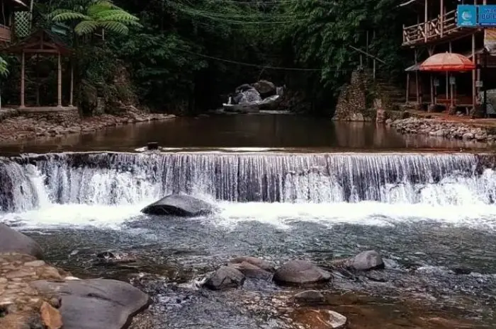 Leuwi Asih Waterfall
